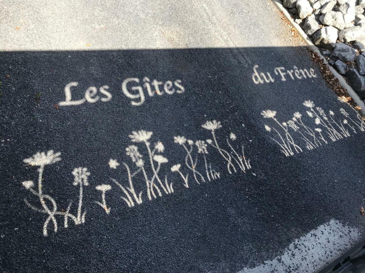 Gites Du Frene Wattignies Exteriör bild
